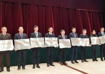 J9集团国际站入选安徽省“115”产业创新团队