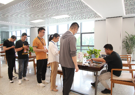 国轩普惠爱满满，绿色生活伴我行